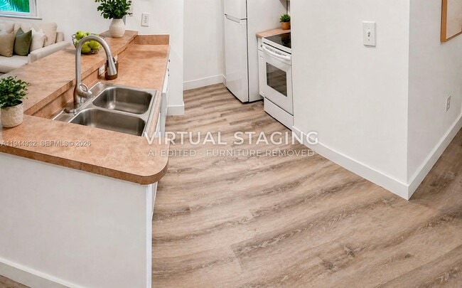 Photo - 17145 N Bay Rd Unit 4312