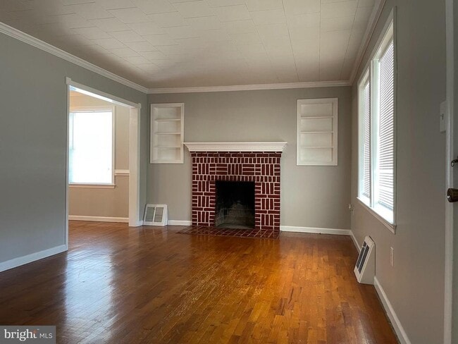 573 Fairfax Pike