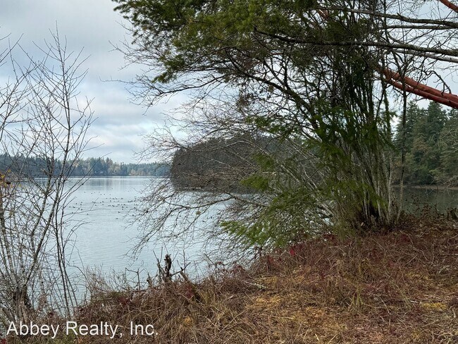 Photo - 4 br, 3 bath House - 5415 Johnson Point Rd NE