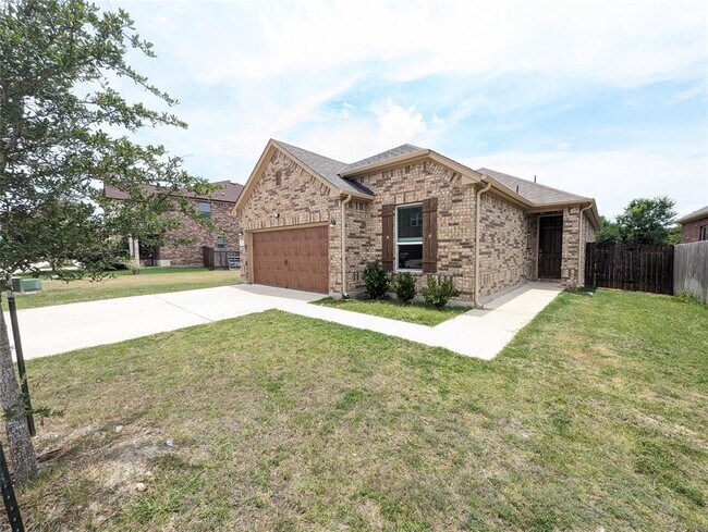 Photo - 2471 Sunrise Rd