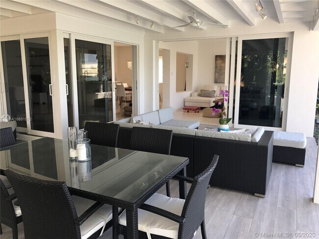 Photo - 365 N Shore Dr