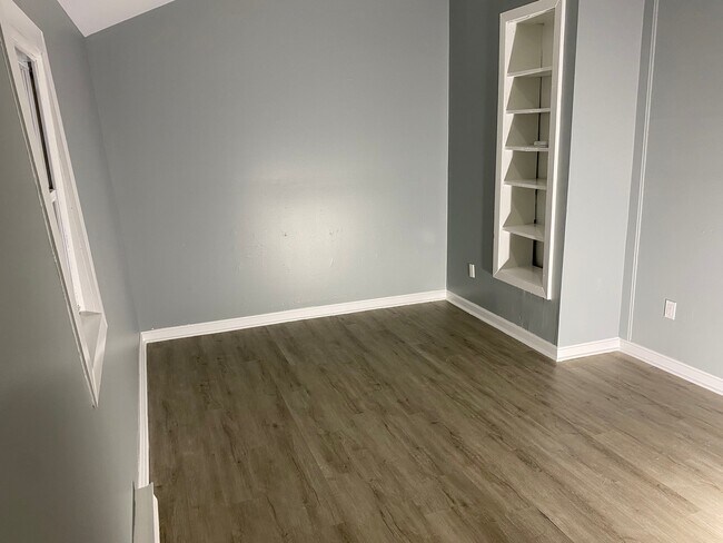 Photo - 515 Hollis Rd Unit 1