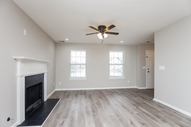 Photo - 4040 Brookfield Way