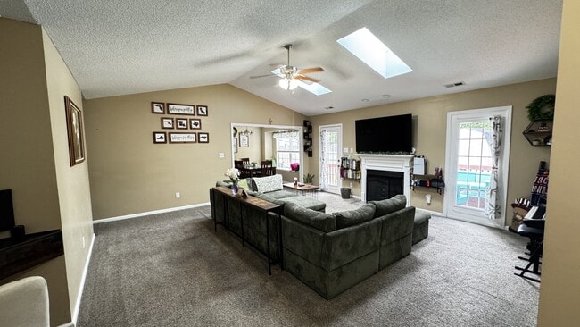 Photo - 95 Pollard Dr