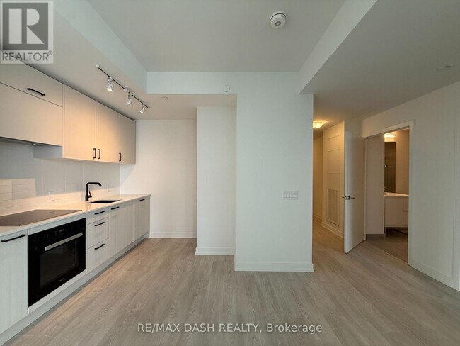 Photo - 1 Quarrington Lane Unité 2611