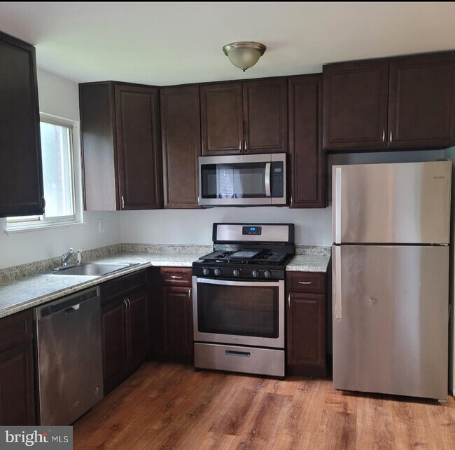 836 Booker Dr