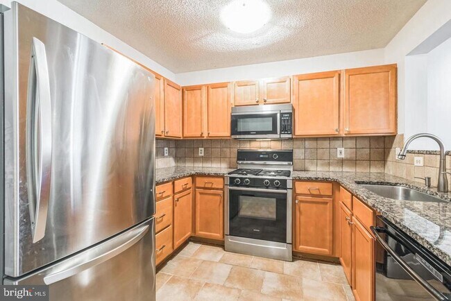 Photo - 12024 Taliesin Pl Unidad 35