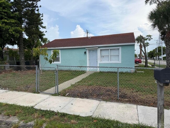 Photo - 442 Winters St