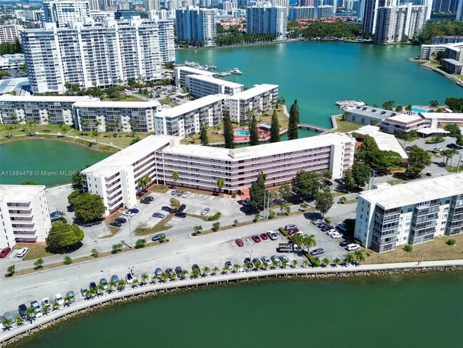 Building Photo - 2859 Leonard Dr Unit G610