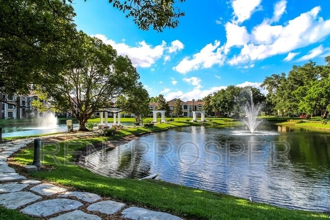 Building Photo - 4301 Lizshire Ln Unit C105