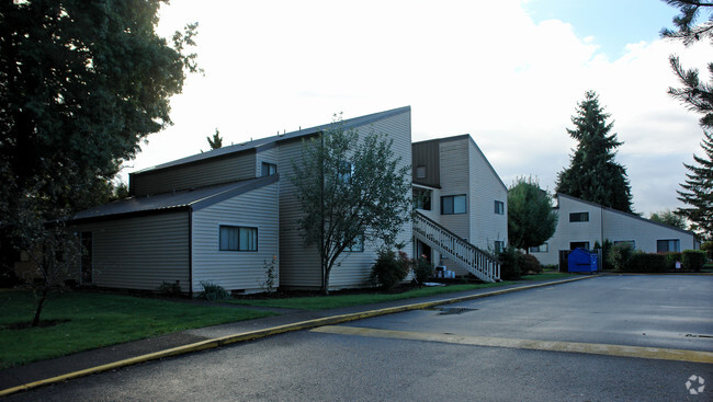 Pheasant Park Apartments - Pheasant Park Apartments