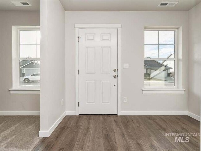 Photo - 3 Bed 2.5 Bath Meridian Near Settlers Park