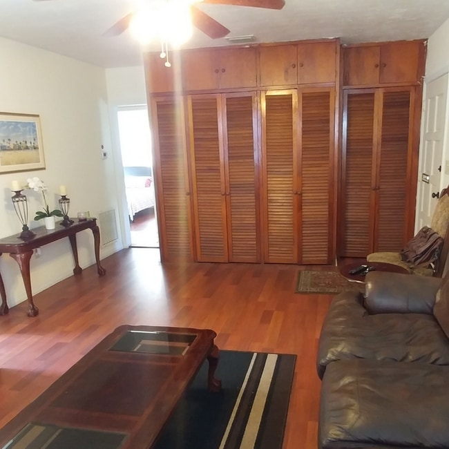 Photo - 2955 SW 38th Ave