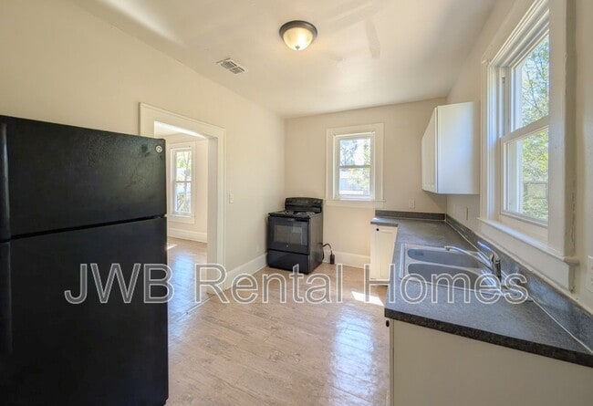 Photo - 6618 Avalon St