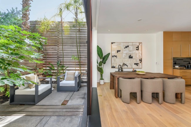 Photo - 147 Albion St