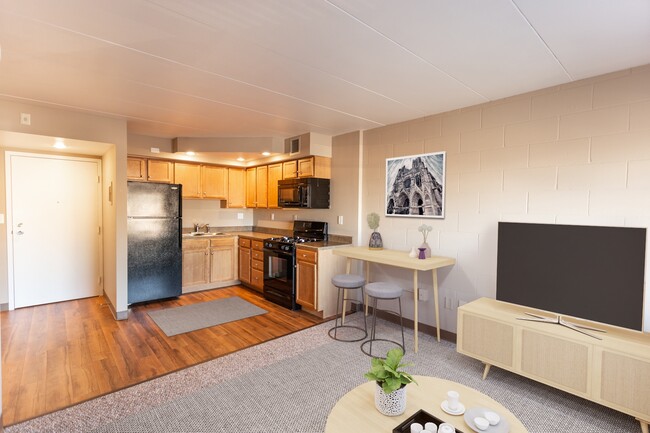 Photo - River Tower Apartments