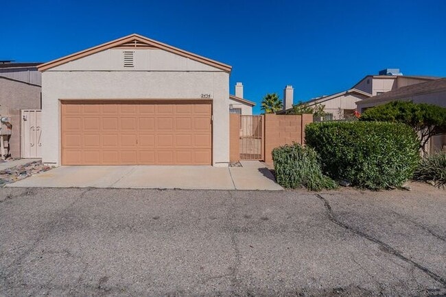 Photo - 2434 N Palo Hacha Dr