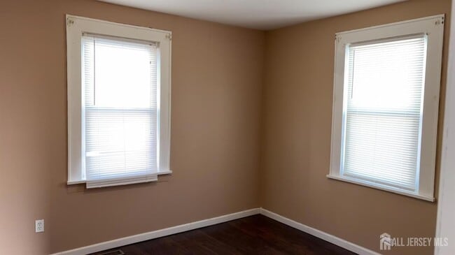 Photo - 60 Heald St Unit F 1