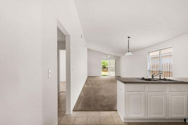 Photo - "Charming 3-Bedroom Home in Shalimar!"