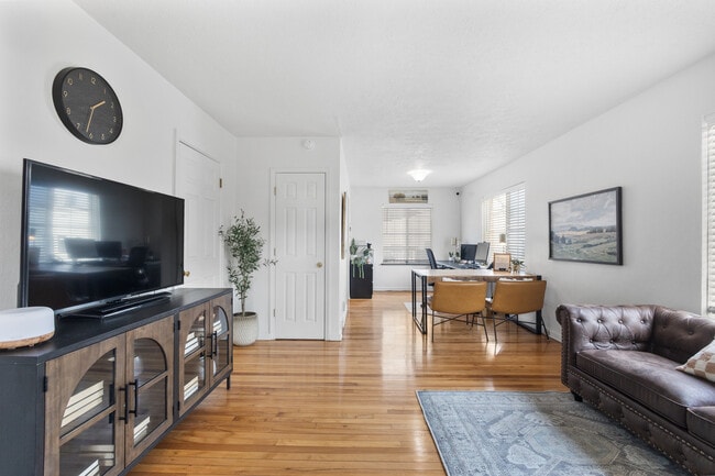 Broad Ripple Apartments