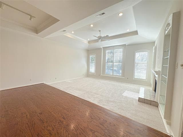 Photo - 5991 Lindenshire Ln