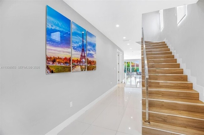 Photo - 3655 SW 26th St