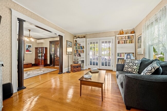 Photo - 66 Mt Vernon St