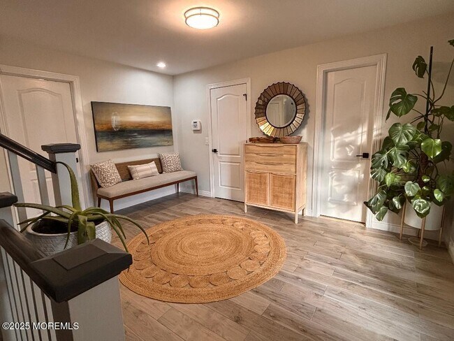 Photo - 330 Sylvania Ave