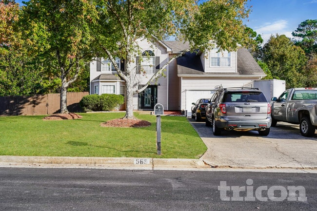 Building Photo - 589 Lakewater View Dr