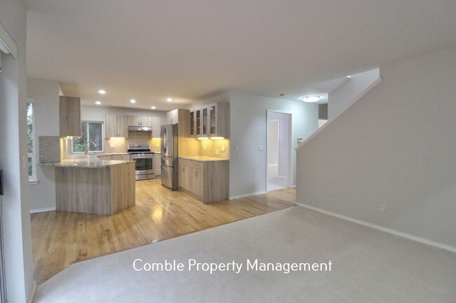 Photo - 23228 NE 21st Pl