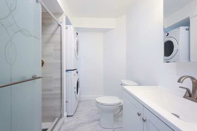 Photo - 5 Chauncy St Unit .3