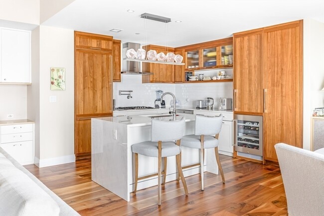 Photo - 300 Pier 4 Blvd. Unit 7A