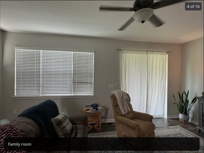Photo - 11961 Brookside Dr
