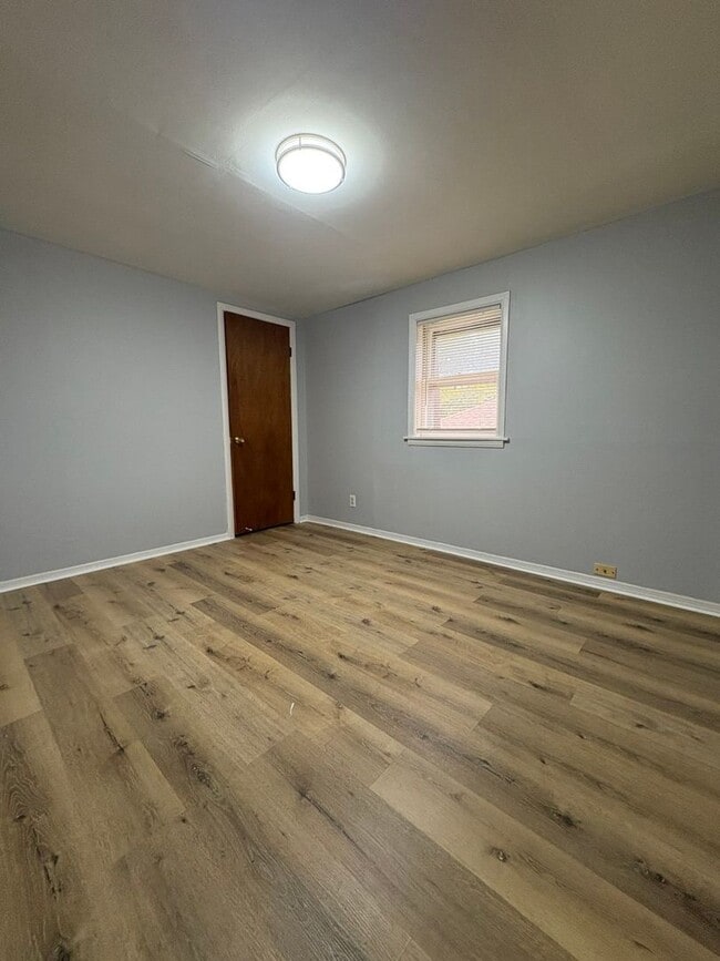 Photo - 2560 Clinton St Unit 2F