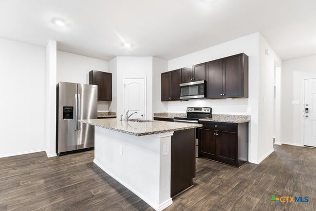 Photo - 840 Nodding Nixie