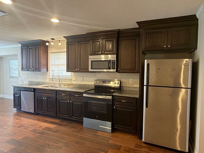 Photo - FOR RENT in LAFAYETTE!