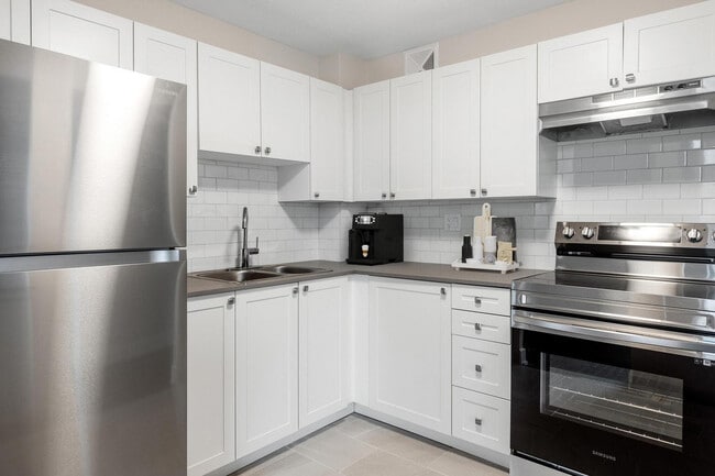 Building Photo - Bowling Green IV