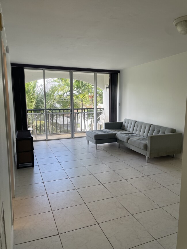 Photo - 2160 SW 16th Ave Unit 415