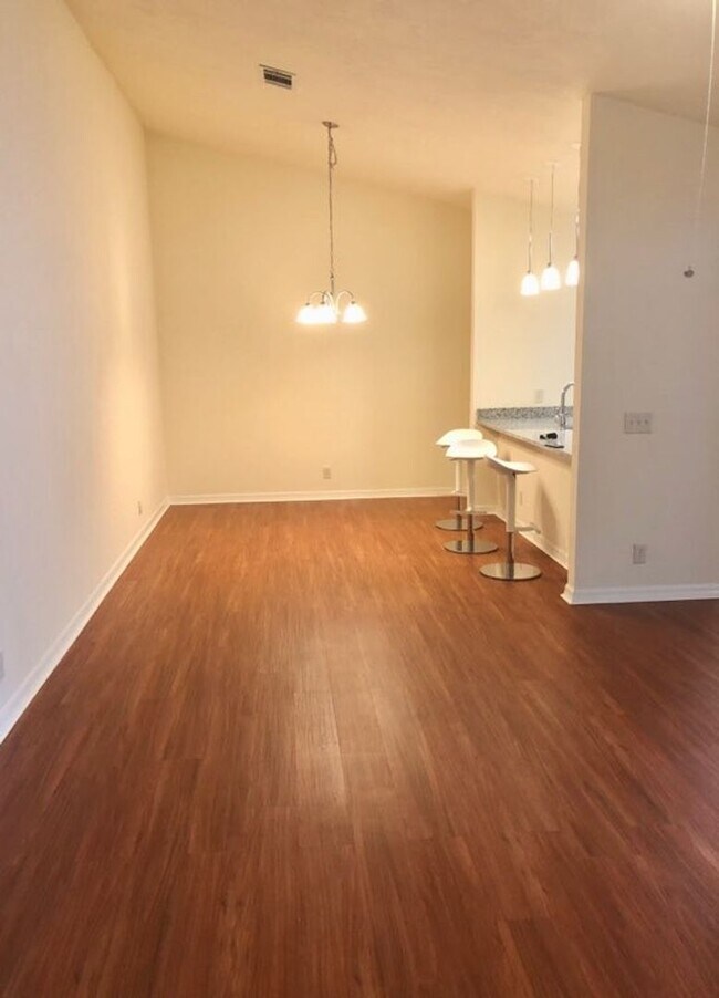 3/2 (Meadow Brook Golf Course) Beautiful 3... Rental House Rental in