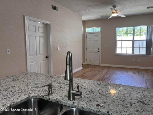 Photo - 105 Turpial Way Unit 103