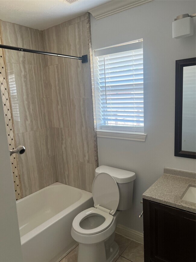 Photo - 15303 Riverside Grove Dr