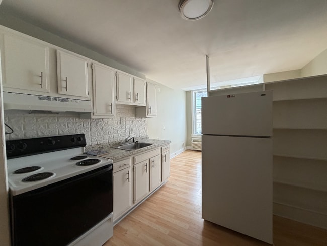 Photo - 231 Main St Unidad 201