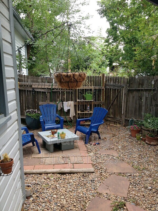 Photo - 1035 Mapleton Ave