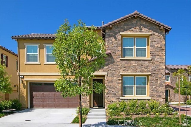 Building Photo - 19 Bluebell Rental