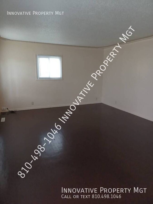 Photo - 2829 Plainfield Ave