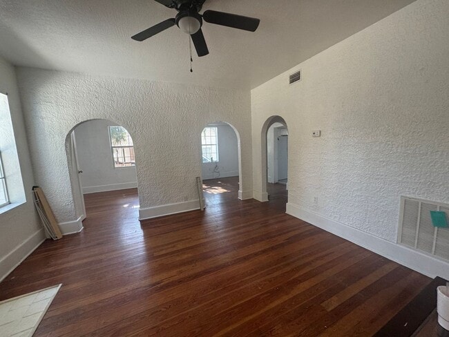 Photo - Old World Charm & Close to Downtown Unit 2