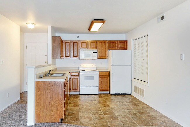 Photo - Crescent Chase