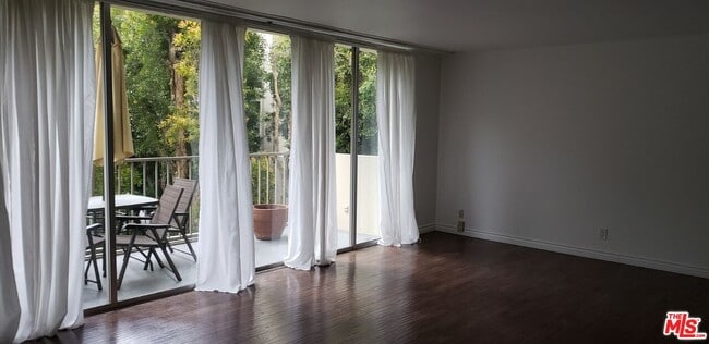 Photo - 2170 Century Pk E Unit 307