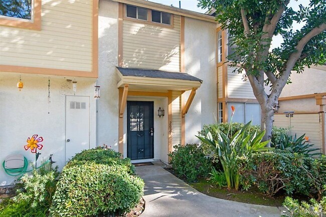 Building Photo - North Park 2br 2.5 baths  Fully Paid SOLAR... Rental