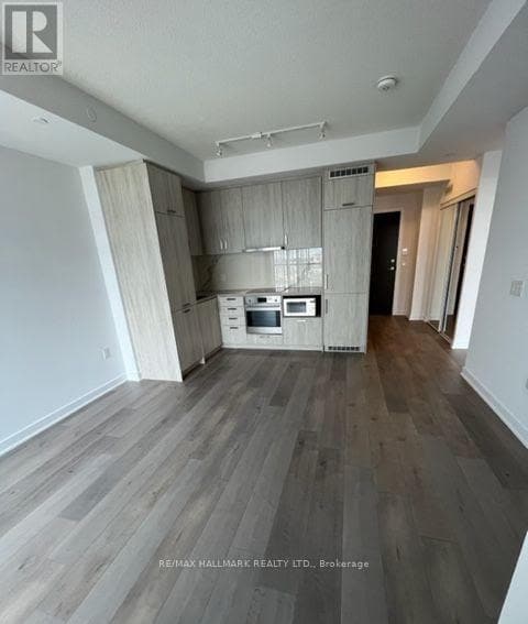 Photo - 60 Honeycrisp Cres Unit 708